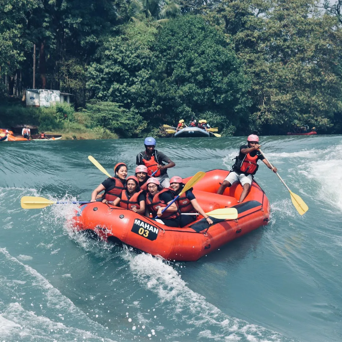 Dandeli jungle inn river rafting